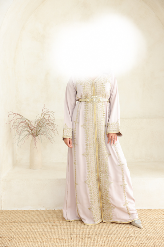 Broken pink kaftan