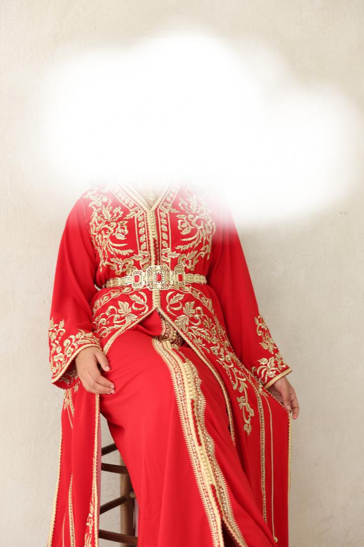 Classic red takchita