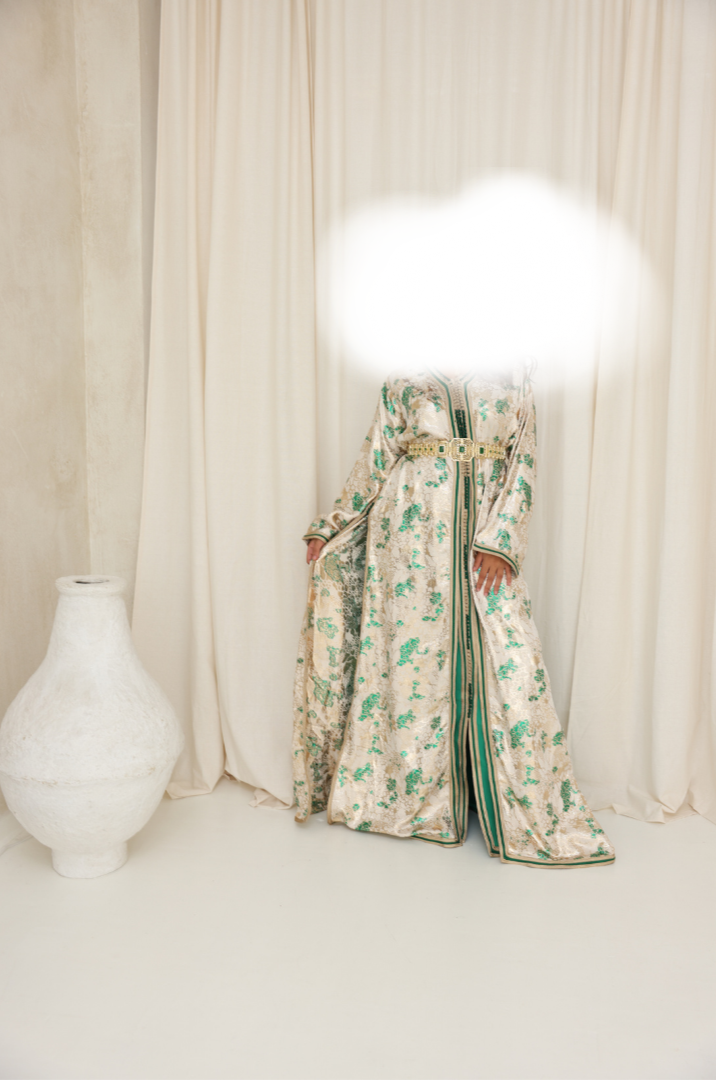 Golden green takchita